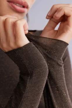 Light Modal with Lamé Cashmere Round-Neck Top