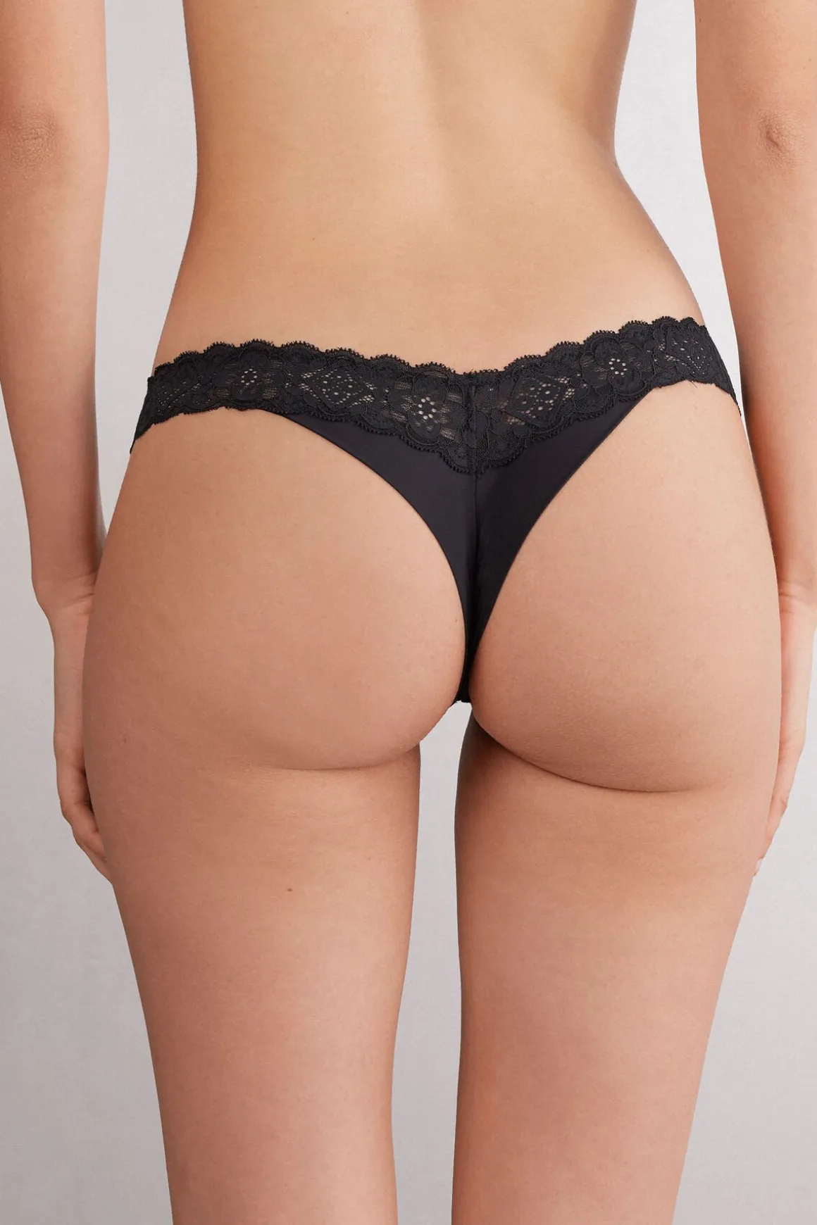 ‘80s-Style Lace and Microfibre Brazilian Briefs