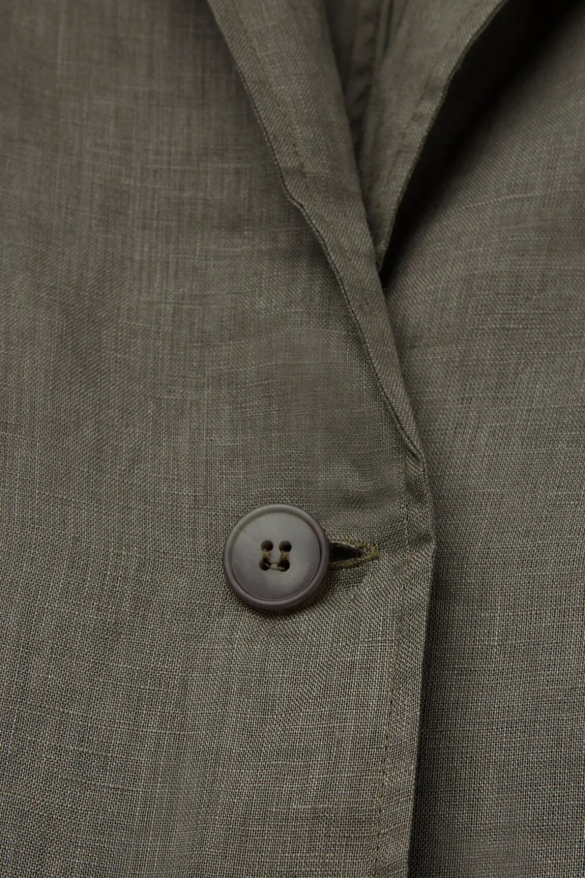 The Pure Linen Jacket