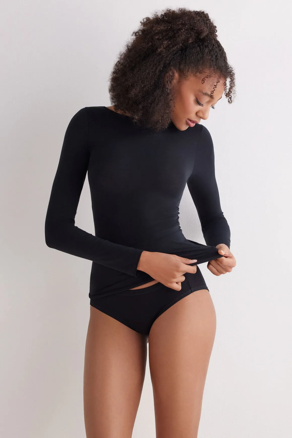 The Sensual Cotton Boat-Neck Top